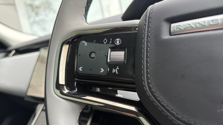 Land Rover Range Rover Velar 3.0 D300 MHEV Dynamic HSE 5dr Auto Diesel Estate